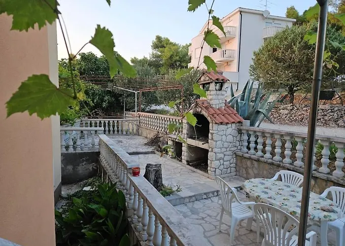 End Of The Road ,orange Apartment